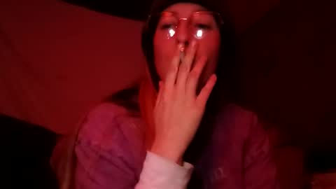 Candi online show from 11/17/25, 07:03