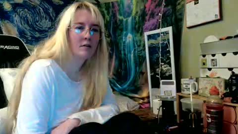 Snapshot of candismiths chatting on 05/19/26, 02:18 Candi online show from 05/19/26, 02:18