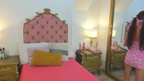 Candy online show from 01/22/25, 10:59