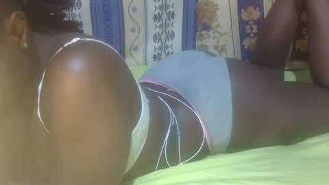 candy_ary online show from 09/19/25, 04:29