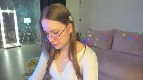Snapshot of candy_cansew chatting on 01/10/26, 01:18 Candy online show from 01/10/26, 01:18