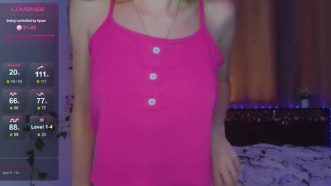 Snapshot of candy_flosse chatting on 09/14/25, 09:08 candy_flosse online show from 09/14/25, 09:08