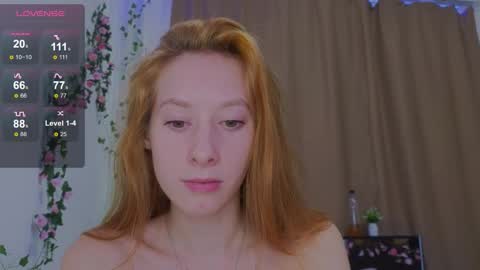 Snapshot of candy_flosse chatting on 09/24/25, 08:28 candy_flosse online show from 09/24/25, 08:28