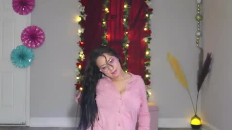 candy girl 1830 online show from 11/08/25, 01:33