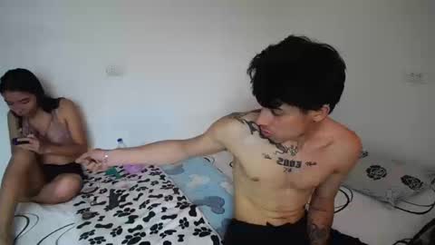 Snapshot of candy_grey28 chatting on 09/29/25, 05:40 Candy  Grey online show from 09/29/25, 05:40