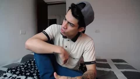 Snapshot of candy_grey28 chatting on 10/13/25, 01:55 Candy  Grey online show from 10/13/25, 01:55