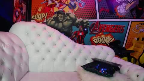 Snapshot of candy_hairy chatting on 09/24/25, 02:59 candy online show from 09/24/25, 02:59