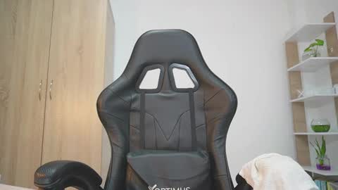 Nickol online show from 02/27/26, 07:58