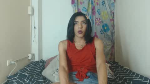 candy_hot_trans online show from 01/24/25, 05:53