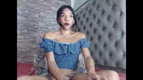 candy_hot_trans online show from 11/10/25, 01:48