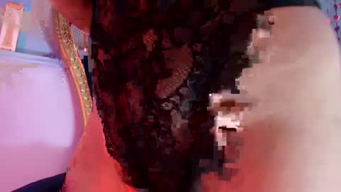 Snapshot of candy_hotlx chatting on 12/13/24, 03:27 candy_hotlx online show from 12/13/24, 03:27