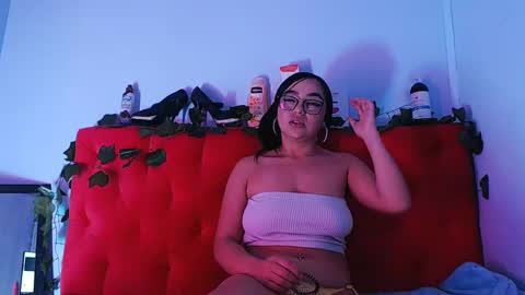 Snapshot of candy_hotlx chatting on 02/05/25, 08:46 candy_hotlx online show from 02/05/25, 08:46