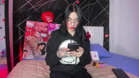 Leila  online show from 02/15/26, 03:14