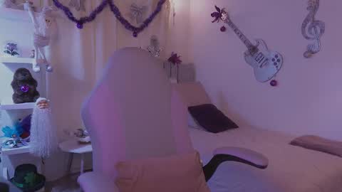 Jamie online show from 12/04/25, 01:59