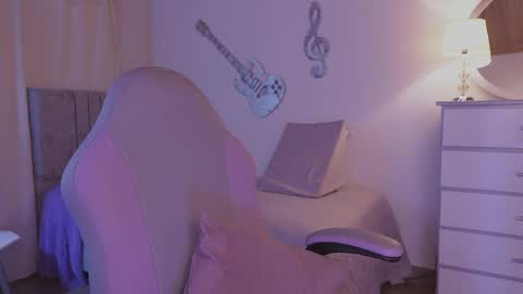 Snapshot of candy_li29 chatting on 04/26/26, 01:03 Jamie online show from 04/26/26, 01:03