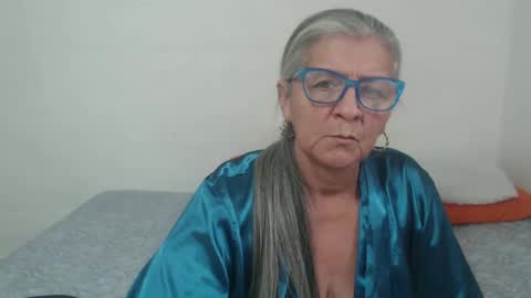 candy online show from 01/13/25, 09:42
