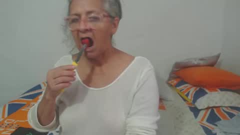 candy online show from 02/24/25, 03:42