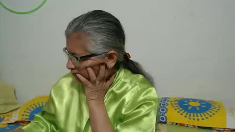 candy online show from 02/08/26, 01:14