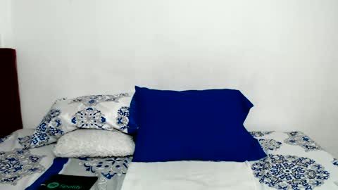Snapshot of candy_mature_ chatting on 06/15/26, 01:02 candy online show from 06/15/26, 01:02