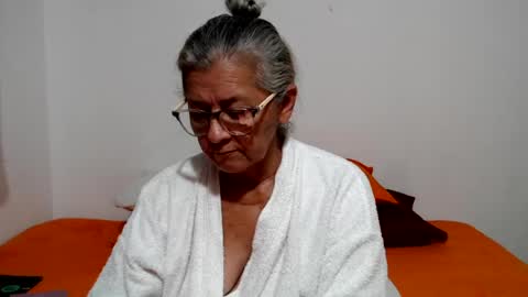 Snapshot of candy_mature_ chatting on 07/17/26, 10:25 candy online show from 07/17/26, 10:25