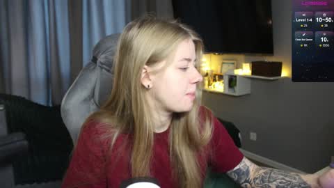 Snapshot of candy_meggie chatting on 01/05/25, 11:04 Megan online show from 01/05/25, 11:04