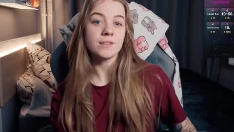 Snapshot of candy_meggie chatting on 01/30/25, 02:04 Megan online show from 01/30/25, 02:04