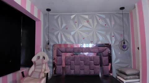 Ania online show from 01/12/25, 05:11