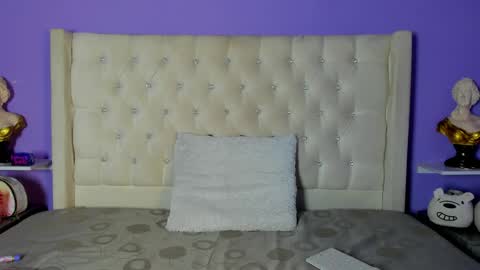 Snapshot of candy_queens__ chatting on 05/21/26, 08:16 Candy online show from 05/21/26, 08:16