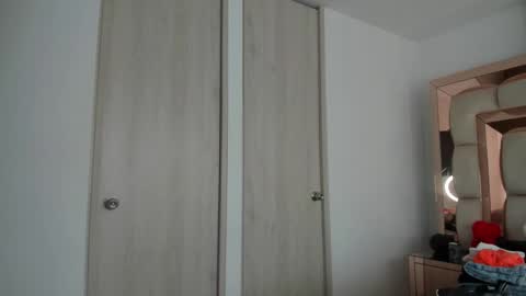 Snapshot of candy_sam28 chatting on 01/10/25, 05:02 samantha online show from 01/10/25, 05:02