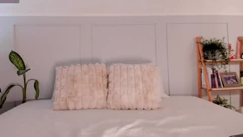 Naty online show from 09/12/25, 06:08