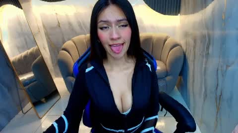 Snapshot of candy_sky_r chatting on 04/10/26, 03:12 Candy online show from 04/10/26, 03:12