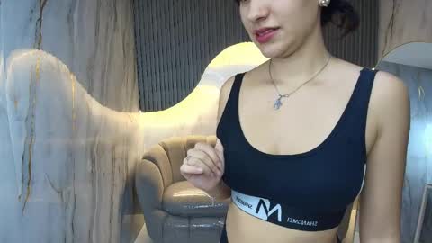 Snapshot of candy_sky_r chatting on 04/19/26, 03:06 Candy online show from 04/19/26, 03:06