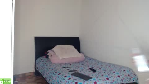 Snapshot of candy_sr03 chatting on 12/14/25, 07:51 candy sr online show from 12/14/25, 07:51