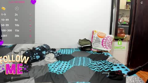 Snapshot of candy_val chatting on 04/08/26, 06:35 candy_val online show from 04/08/26, 06:35