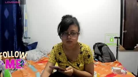 Snapshot of candy_val chatting on 05/16/26, 06:32 candy_val online show from 05/16/26, 06:32