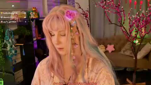 Snapshot of candy_yeahh chatting on 07/30/26, 05:45 Mary online show from 07/30/26, 05:45