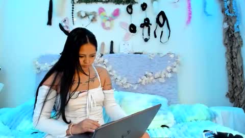 luna online show from 04/01/26, 12:17