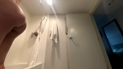 Snapshot of candyclaws05 chatting on 03/15/26, 11:22 candyclaws05 online show from 03/15/26, 11:22