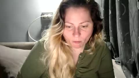 Laura online show from 04/14/26, 06:36