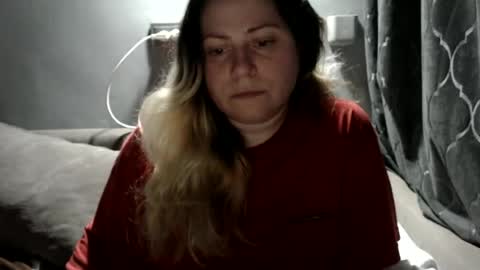 Laura online show from 06/16/26, 09:06