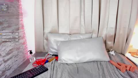 Candy online show from 12/10/24, 02:59