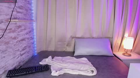 Candy online show from 01/19/25, 08:41