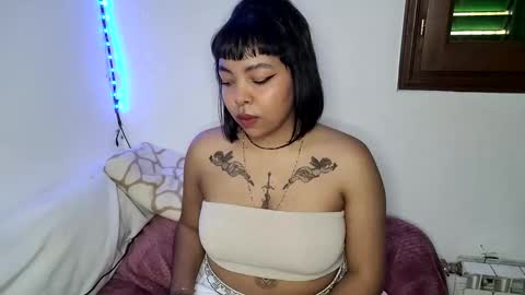 Snapshot of candydoll___ chatting on 03/01/25, 02:55 Doll Dont forget to follow me on all my platforms online show from 03/01/25, 02:55