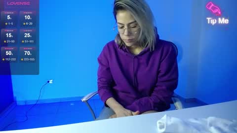 Candy Dowson online show from 02/14/25, 10:28