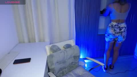 Candy Dowson online show from 03/03/25, 10:38