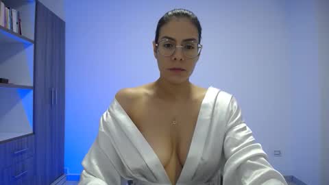 Candy Dowson online show from 01/12/26, 08:58