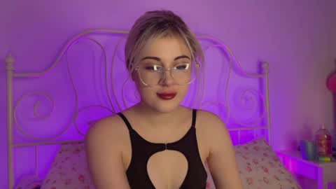 You can call me HH online show from 12/16/25, 05:51