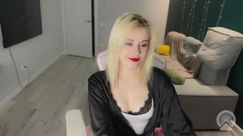 Snapshot of candyhannah chatting on 04/04/26, 05:10 You can call me HH online show from 04/04/26, 05:10