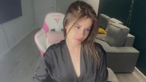 Snapshot of candyhannah chatting on 05/13/26, 06:38 You can call me HH online show from 05/13/26, 06:38