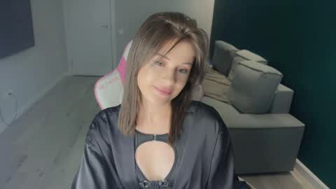 Snapshot of candyhannah chatting on 05/18/26, 05:19 You can call me HH online show from 05/18/26, 05:19
